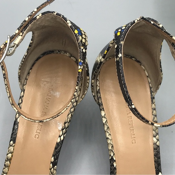 Banana Republic snake skin bare dress hells size 8.5 - Picture 7 of 10